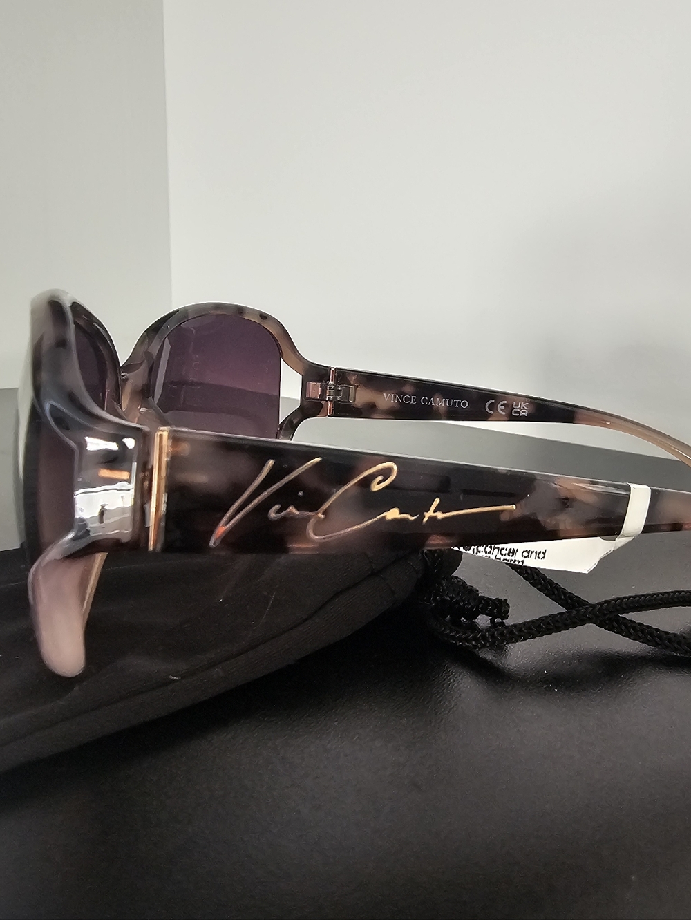 NWT- Vince Camuto Oversized Sunglasses with Purple Gradient Lenses - Picture 2 of 4